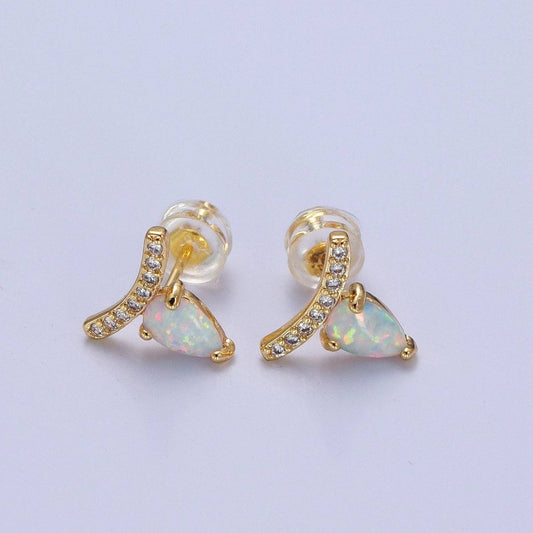 Gaias teardrop örhänge - mini stud 14K guldfylld vit Opal