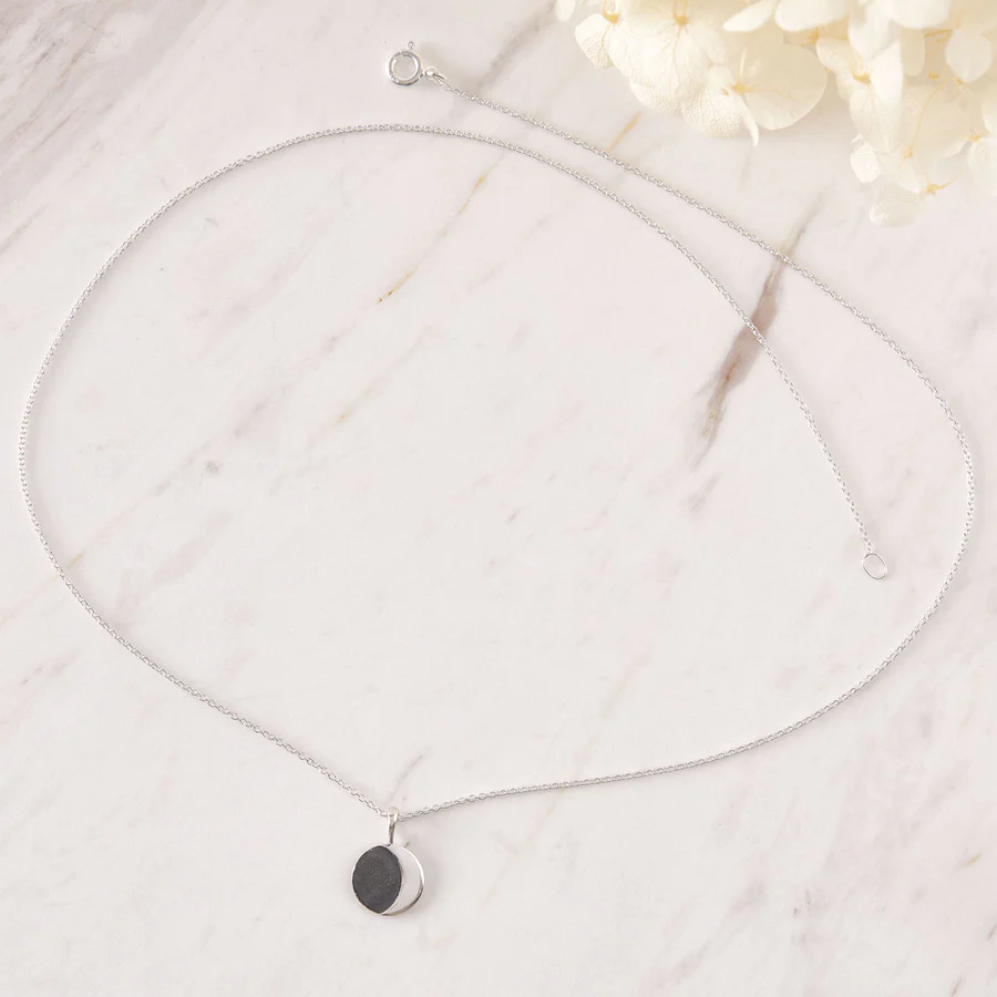 Himmelsk Midnatt Halsband