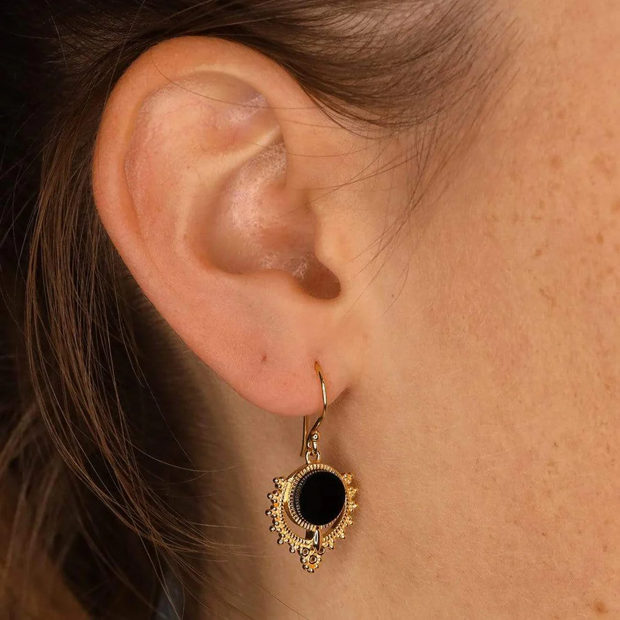Periyar Onyx Örhängen Guld