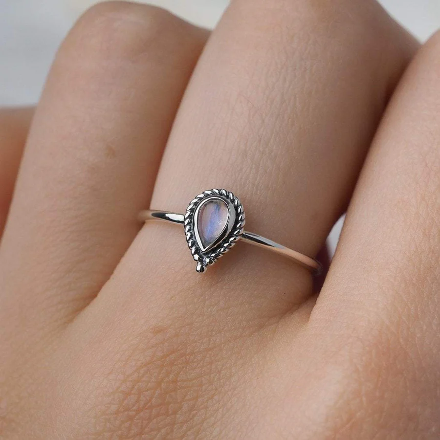 Tårdroppe Månsten Ring
